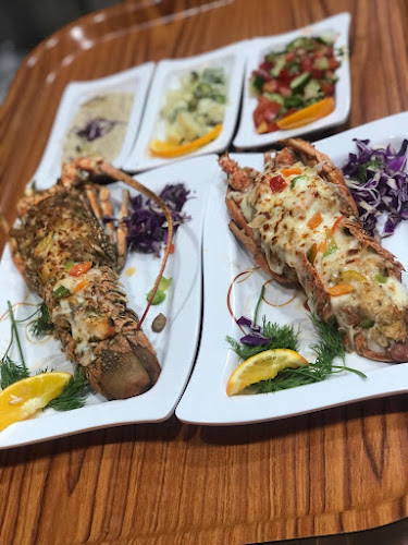 مطعم سمك اليوم للمأكولات البحرية - جدة