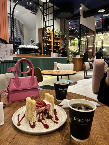 Opinii despre Raksha în جدة - الضيافة