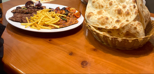 Opinii despre مطعم مشوار العزيزية الخبر în الخبر - الضيافة