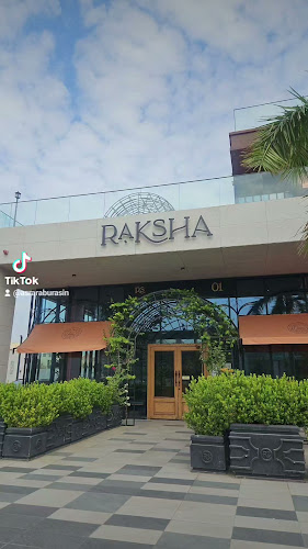 Raksha - الضيافة