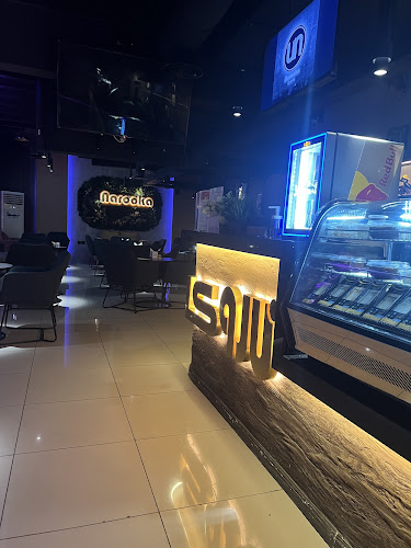 ناروكا كافيه - الضيافة