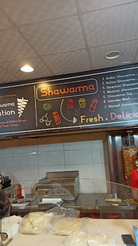 Opinii despre شاورما ستيشن فرع الوشحاء în الطائف - الضيافة