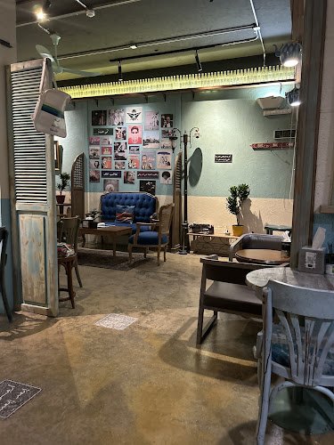 مقهى السبعينات - الرياض