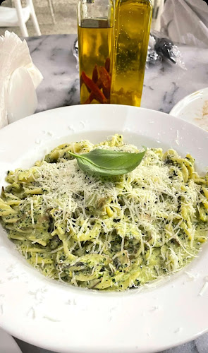 Comentarii opinii despre لافرينا 48