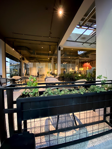 مقهي سيمو - الضيافة