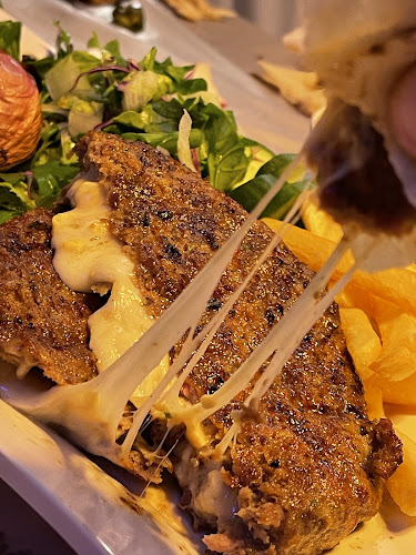 مطعم صحن مشوي - الضيافة