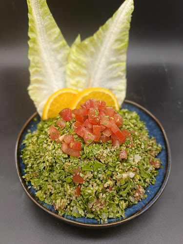 Opinii despre مطعم الكمال الدمشقي în المدينة المنورة - الضيافة