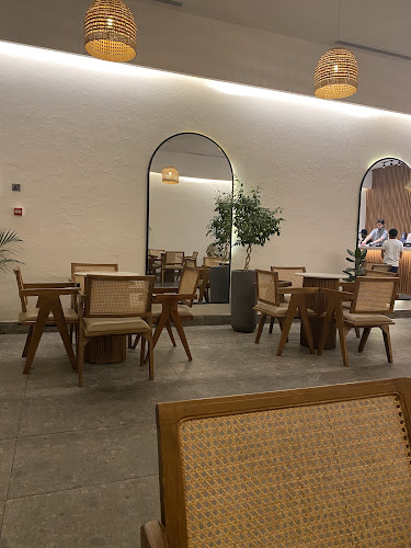 Opinii despre هولت كافيه | Hult Cafe în تبوك - الضيافة