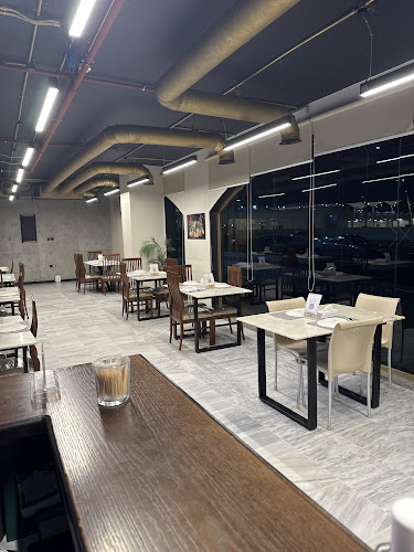 مطعم كاري ليف للأكلات الهندية - المدينة المنورة