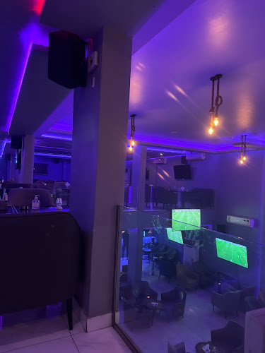 رمادا كافيه - الضيافة