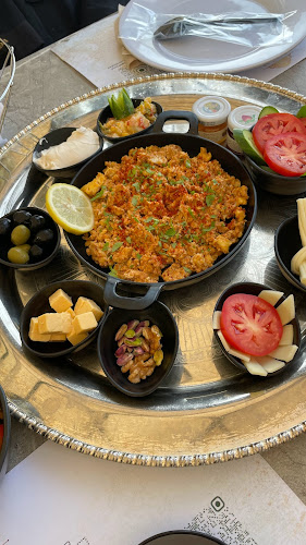 مطعم ومقهي قوزيل سراي - الضيافة