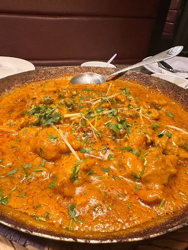 حار و حراق - الضيافة