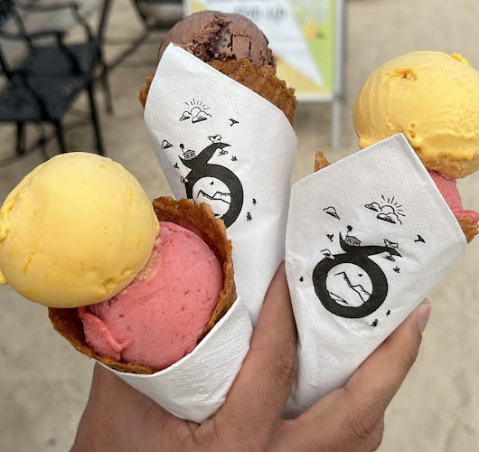 Comentarii opinii despre آيس كريم موفنبيك ، Ice cream movenpik