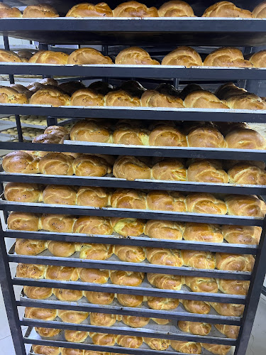 مؤسسة اليوسف للحلويات - المدينة المنورة