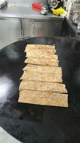 Opinii despre بوفية صهاريج عدن الذهبيه للاكلات الشعبية_طريق الحزام în المدينة المنورة - الضيافة