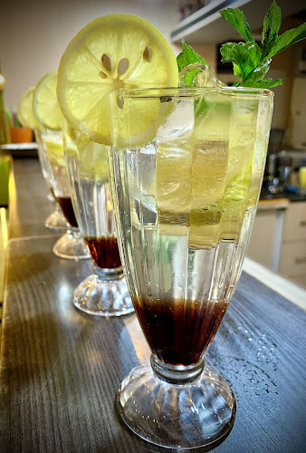 ، حي الربيع، طريق الملك خالد بالقرب من مصرف الراجحي حي