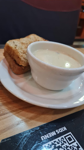 شارع التخصصي الفرعي، العليا، الرياض 12313