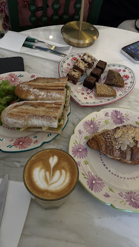 Pinch - الضيافة