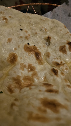 Comentarii opinii despre مطعم شرفة الهند