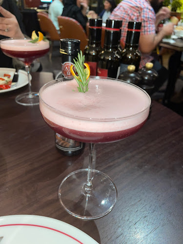 كريزي بيتزا - الضيافة