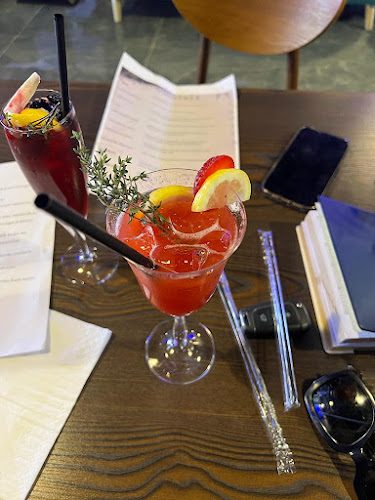 Opinii despre كرسنت كافيه - Crescent cafe în الرياض - الضيافة