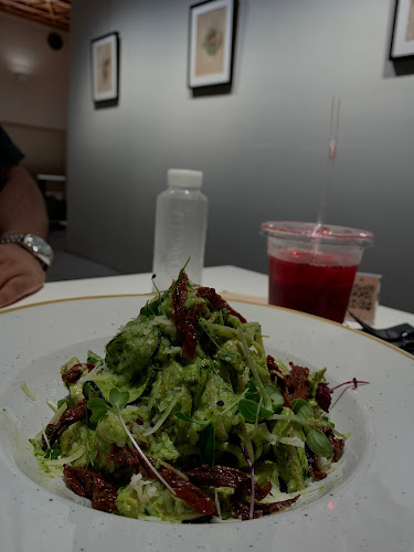 Opinii despre C.hub în جدة - الضيافة