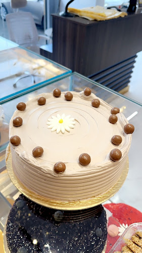 حلويات لاروشيه/فرع البيعة La Roche Sweets - الطائف