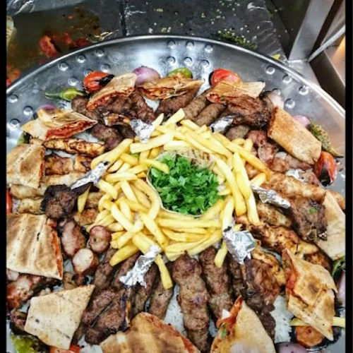 Opinii despre مطعم مشويات عبدالوهاب حسين الحلبي în جدة - الضيافة