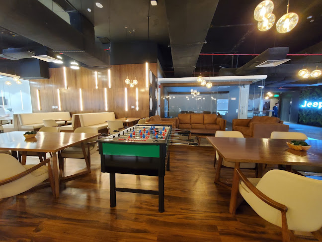 Jeep lounge - الضيافة