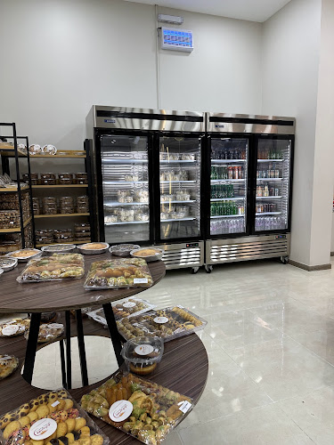 ماما بيكري - الضيافة