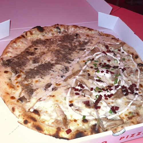 Opinii despre سومو سايز بيتزا în جدة - الضيافة