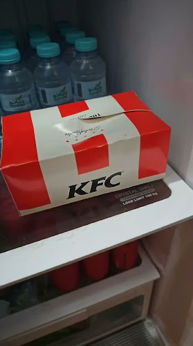 Opinii despre دجاج كنتاكي în Azizia - الضيافة