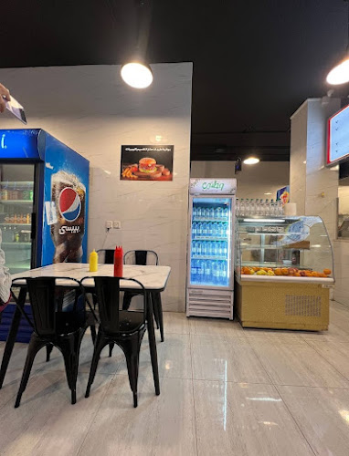 مطعم طيبات الملز