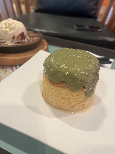 ميكيل كوفي - الضيافة