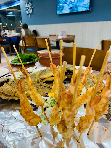 Comentarii opinii despre شاطئ الصيادالملز للمأكولات البحريه