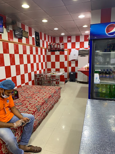 Opinii despre مطعم المائدة للرز البخاري în جدة - الضيافة