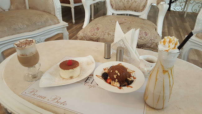 أفينيو كافيه - الضيافة