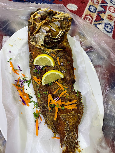Opinii despre مطعم العوائل المينا للأسماك للمأكولات البحرية ينبع Mina Seafood Restaurent în ينبع - الضيافة