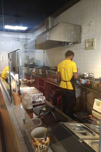 محطة الساندوتش