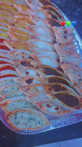 مطعم معجنات و شاورما الفران الشامي - الدمام