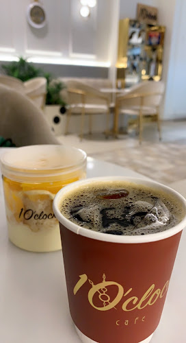 مقهى الساعة العاشرة-قهوة مختصة