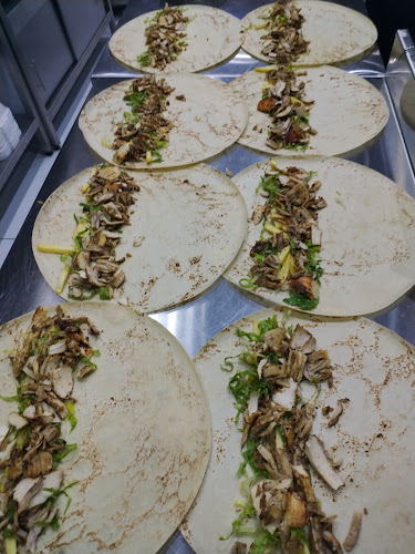 شاورما الباشا - الضيافة