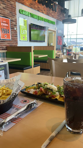 بافلو وينجز اند رينجز - الضيافة