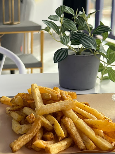 Opinii despre أهوي برجر în الرياض - الضيافة