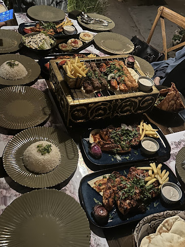 Comentarii opinii despre مطعم سرايا ورد