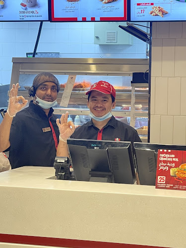 Opinii despre دجاج كنتاكي în الدمام - الضيافة