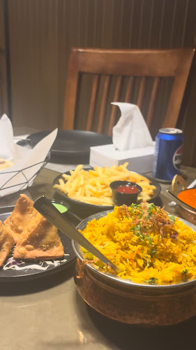 Opinii despre مطعم كاري ليف للأكلات الهندية în المدينة المنورة - الضيافة