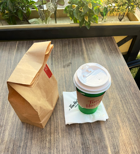 Opinii despre تيم هورتنز în جدة - الضيافة