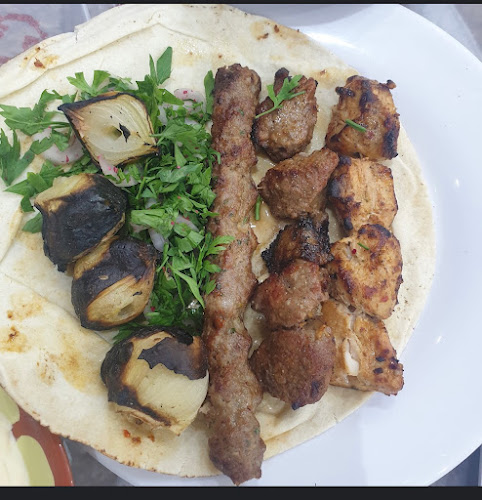 Opinii despre مشويات زهور الشام în الرياض - الضيافة