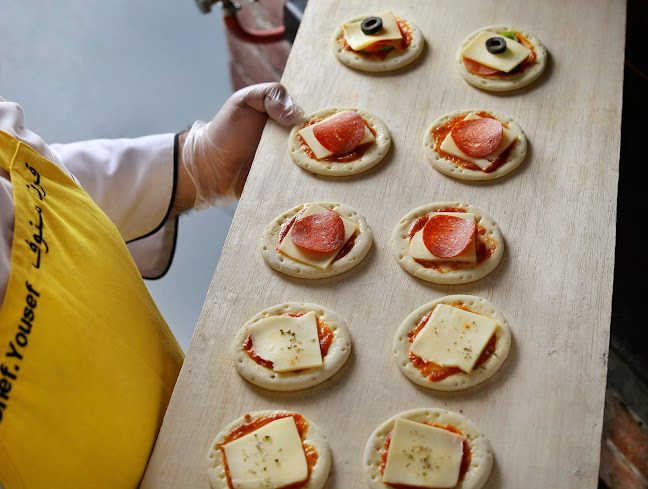 فرن سنوف - الضيافة